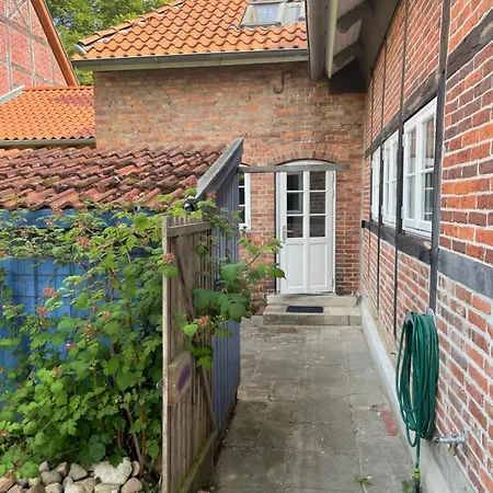 Gemuetliches Appartement Mit Kleinem Garten In Top Lage Burgwedel  Exterior foto