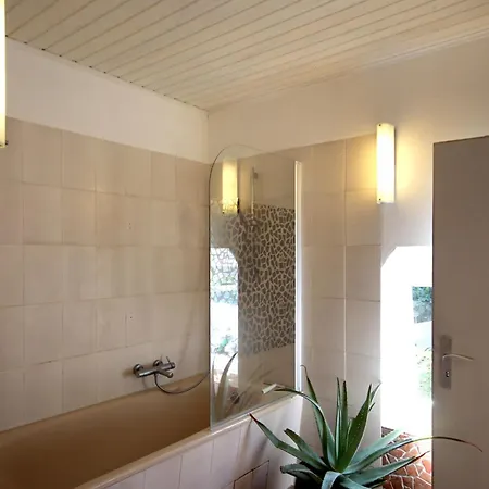 Gemuetliches Appartement Mit Kleinem Garten In Top Lage Burgwedel  Exterior foto