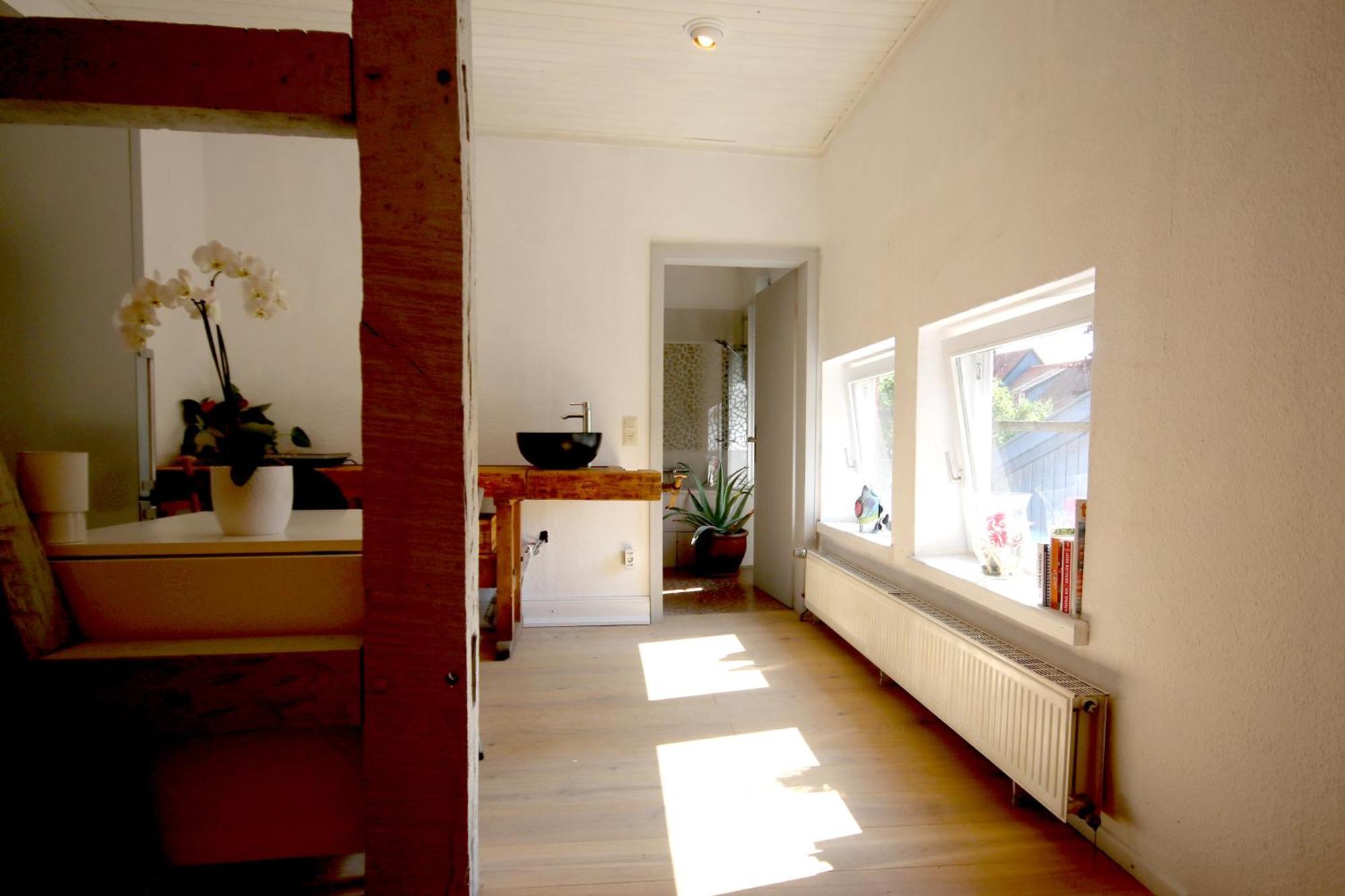 Apartment Gemuetliches Mit Kleinem Garten In Lage